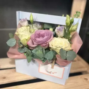 Royal pastel cvetni aranžman